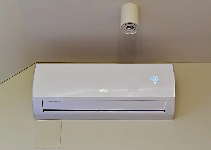 Domillion New Modern Old Town U2302